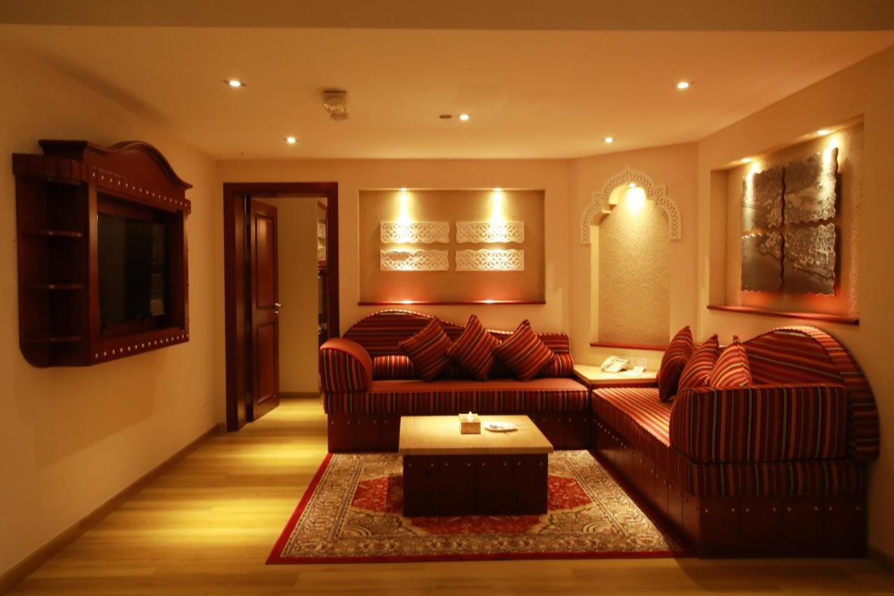 Aparthotel Al Liwan Rawdat Al Khail 3*