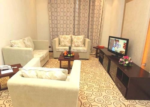 Al Liwan Rawdat Al Khail 3*