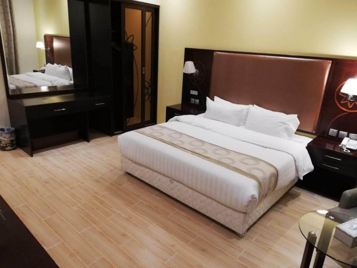 Al Liwan Rawdat Al Khail Aparthotel